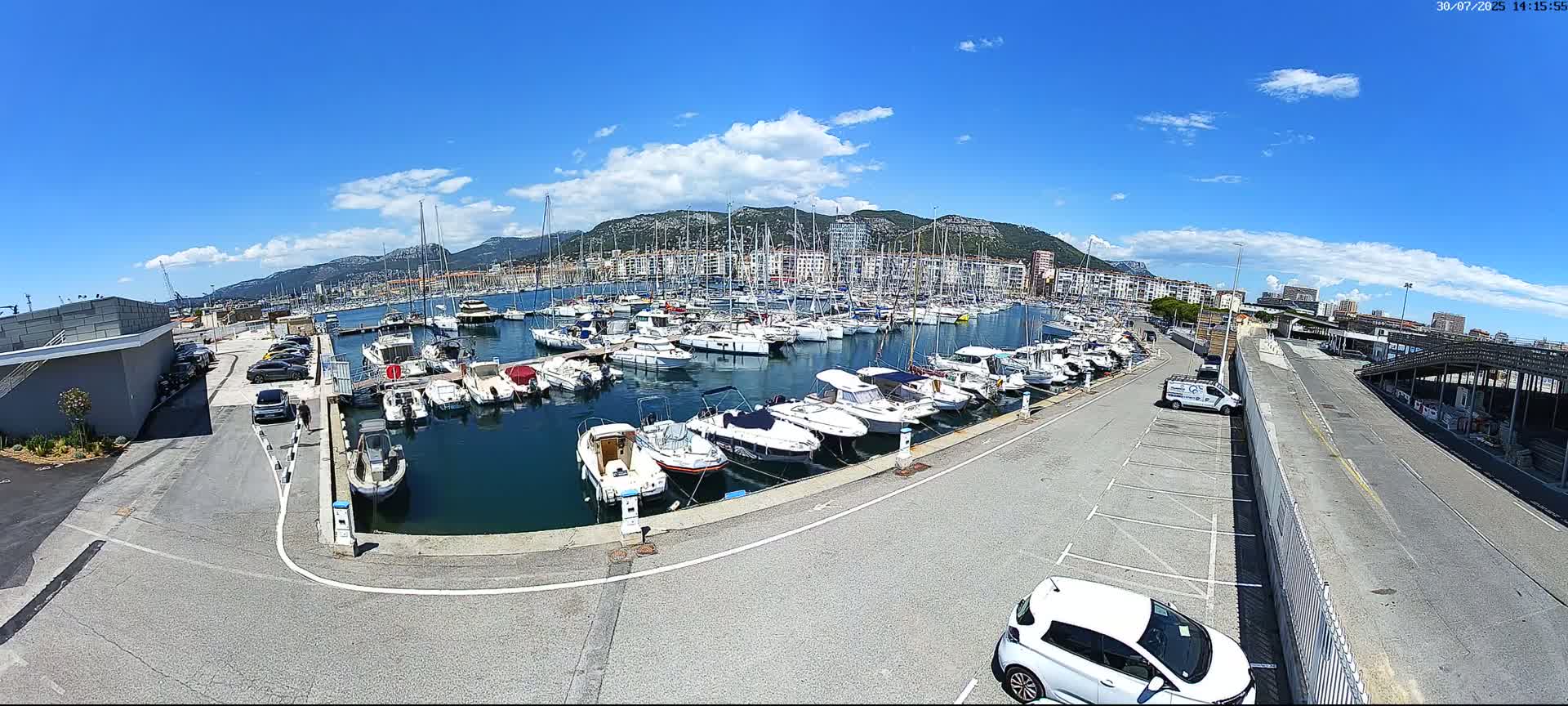Toulon City & Port Vieille Darse Live Cam - Toulon, Var, Provence-Alpes-Côte d’Azur, France