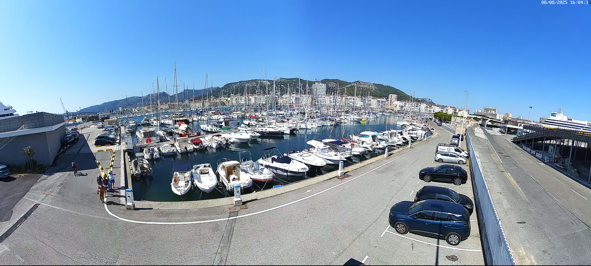 Toulon City & Port Vieille Darse Live Cam - Toulon, Var, Provence-Alpes-Côte d’Azur, France