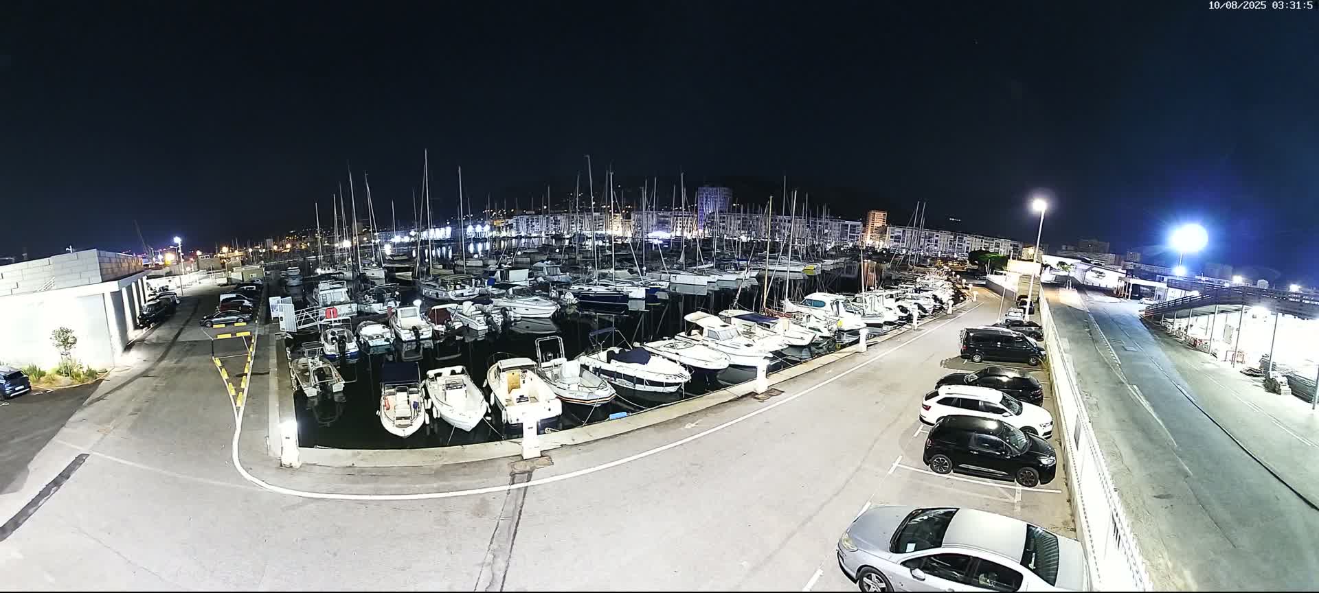 Toulon City & Port Vieille Darse Live Cam - Toulon, Var, Provence-Alpes-Côte d’Azur, France