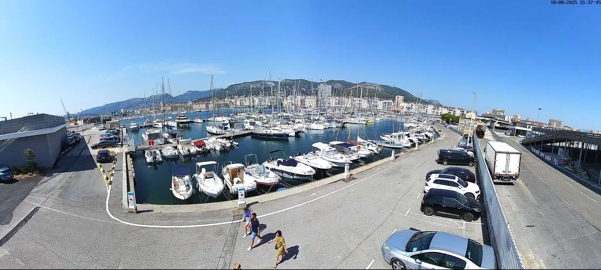 Toulon City & Port Vieille Darse Live Cam - Toulon, Var, Provence-Alpes-Côte d’Azur, France