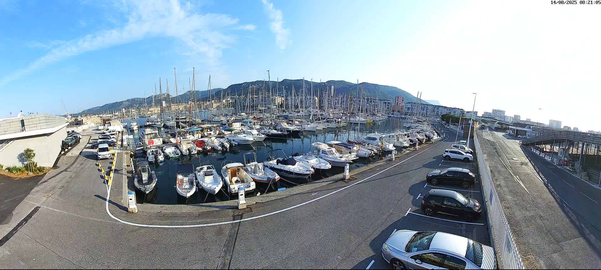 Toulon City & Port Vieille Darse Live Cam - Toulon, Var, Provence-Alpes-Côte d’Azur, France