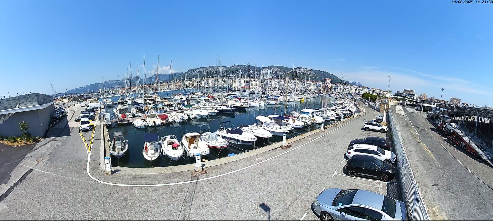 Toulon City & Port Vieille Darse Live Cam - Toulon, Var, Provence-Alpes-Côte d’Azur, France