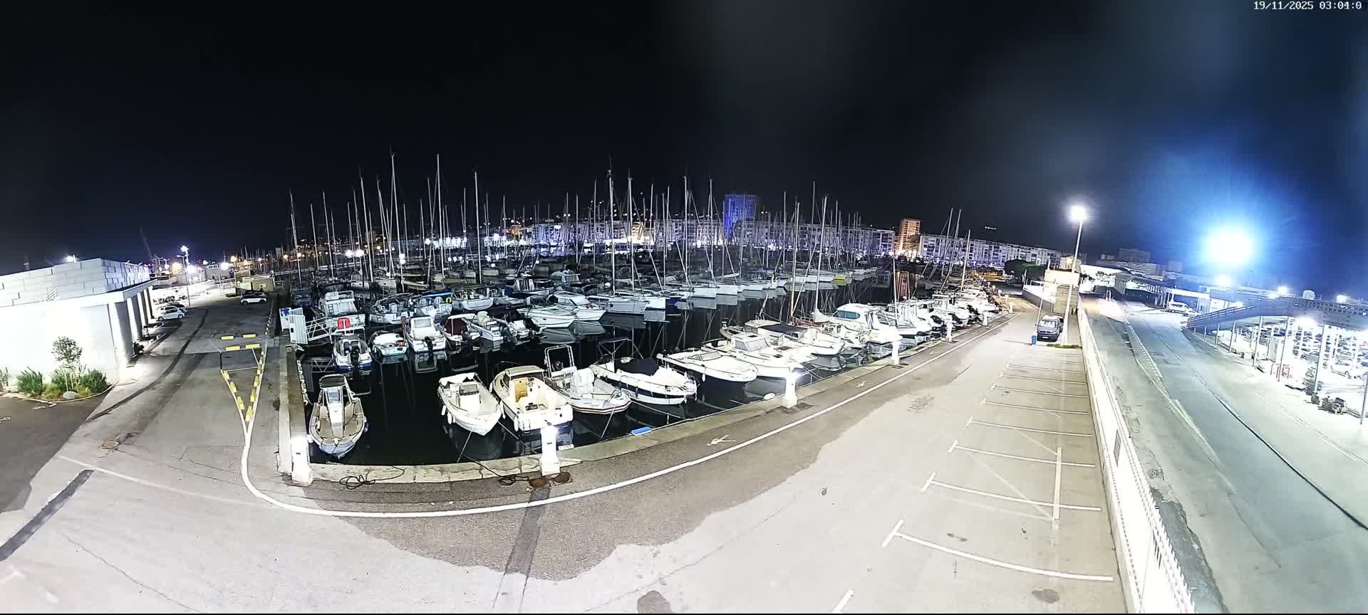 Toulon City & Port Vieille Darse Live Cam - Toulon, Var, Provence-Alpes-Côte d’Azur, France