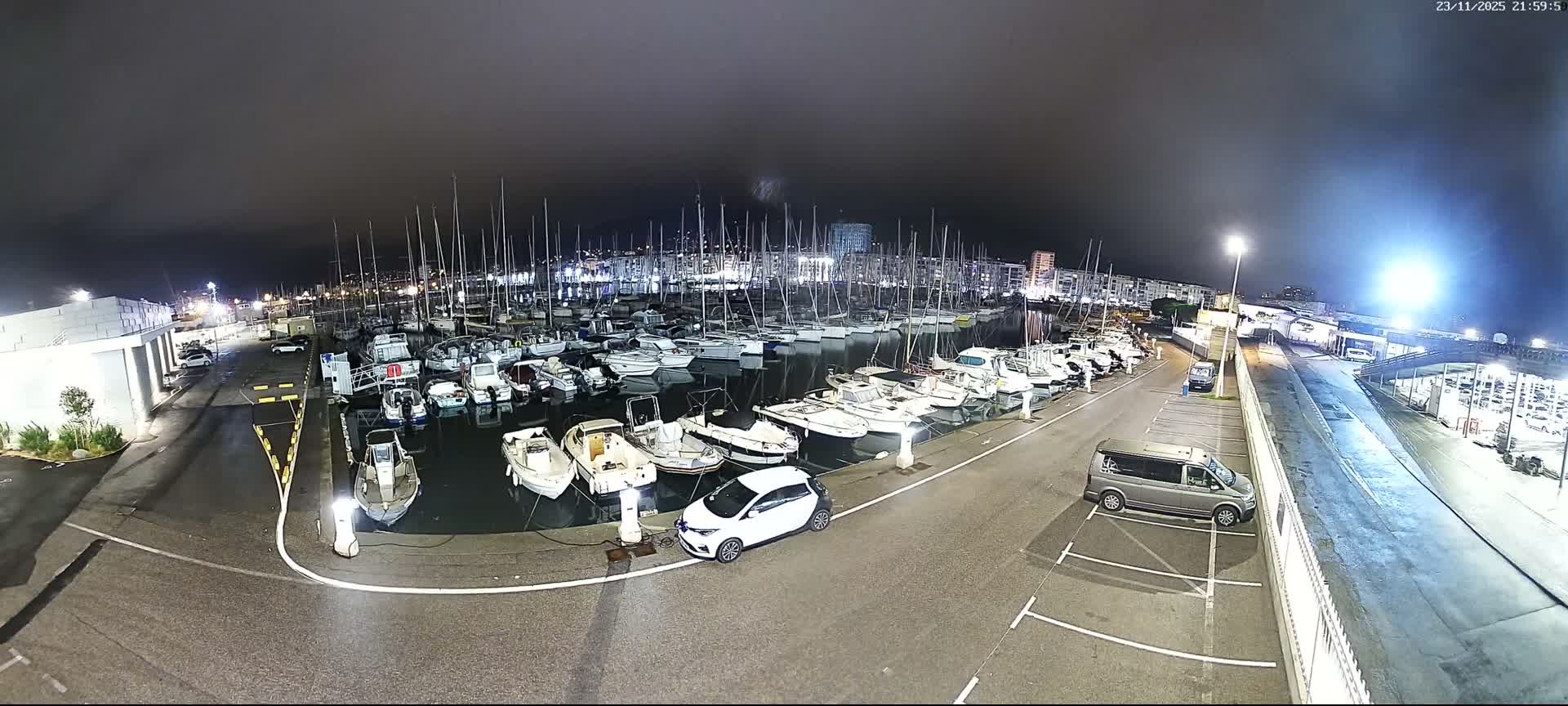 Toulon City & Port Vieille Darse Live Cam - Toulon, Var, Provence-Alpes-Côte d’Azur, France