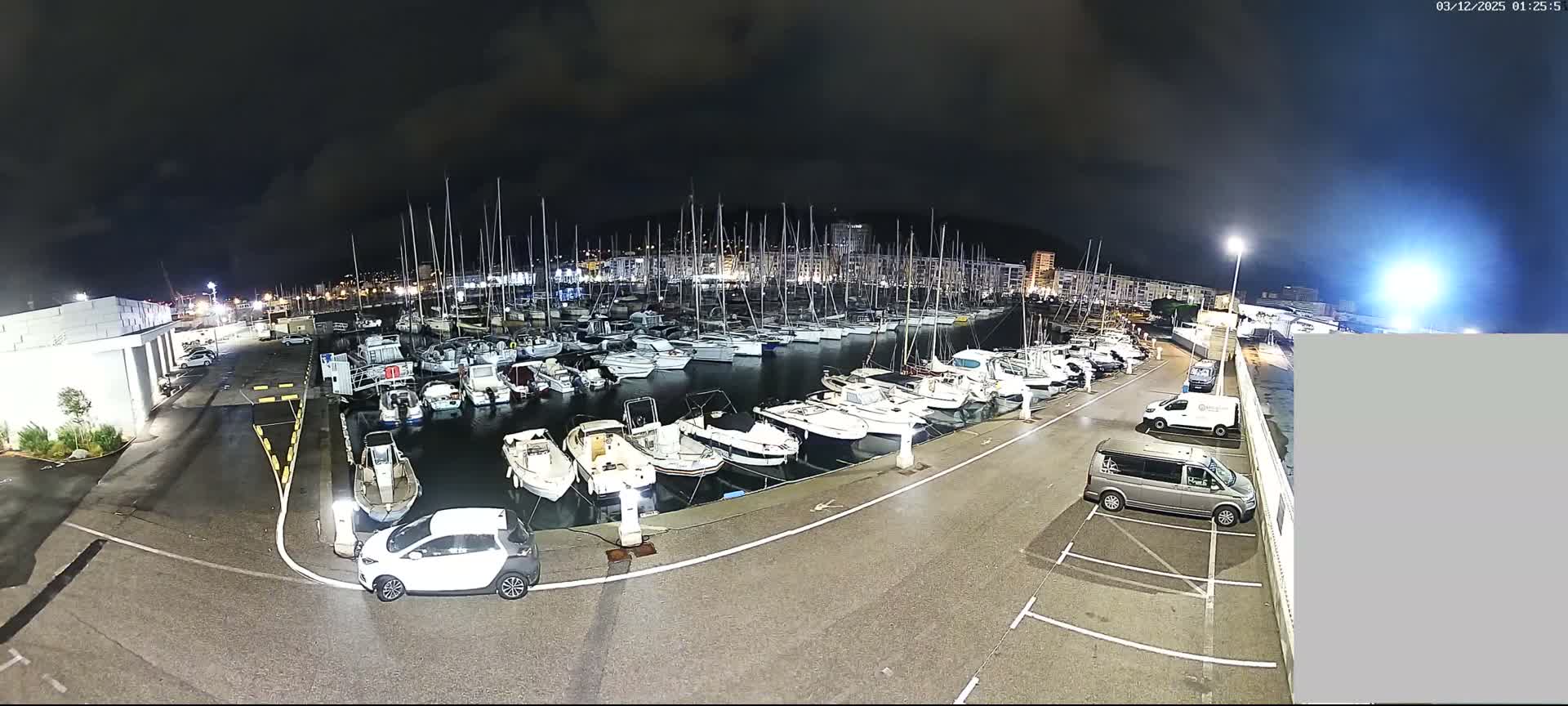 Toulon City & Port Vieille Darse Live Cam - Toulon, Var, Provence-Alpes-Côte d’Azur, France