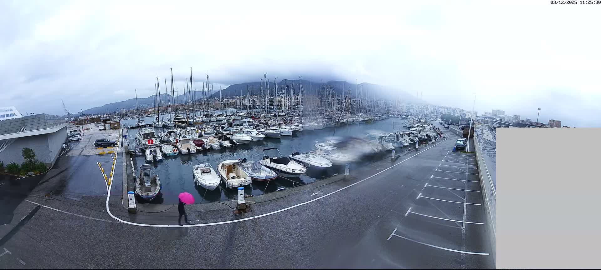 Toulon City & Port Vieille Darse Live Cam - Toulon, Var, Provence-Alpes-Côte d’Azur, France