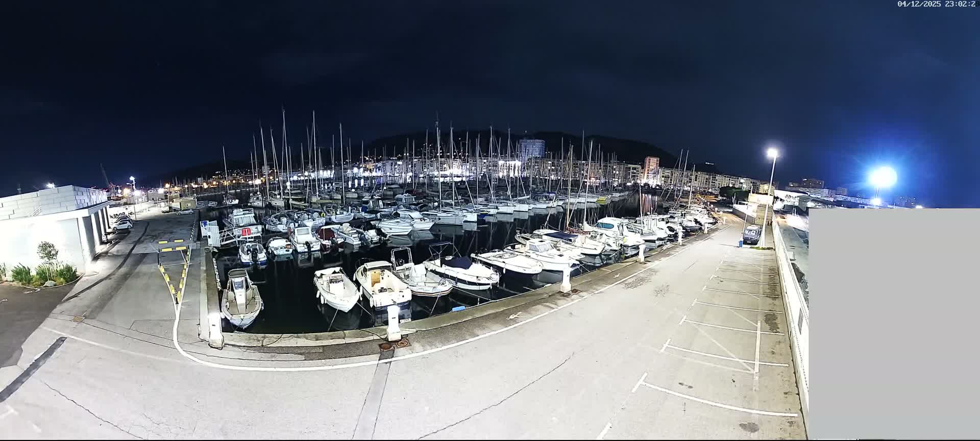Toulon City & Port Vieille Darse Live Cam - Toulon, Var, Provence-Alpes-Côte d’Azur, France