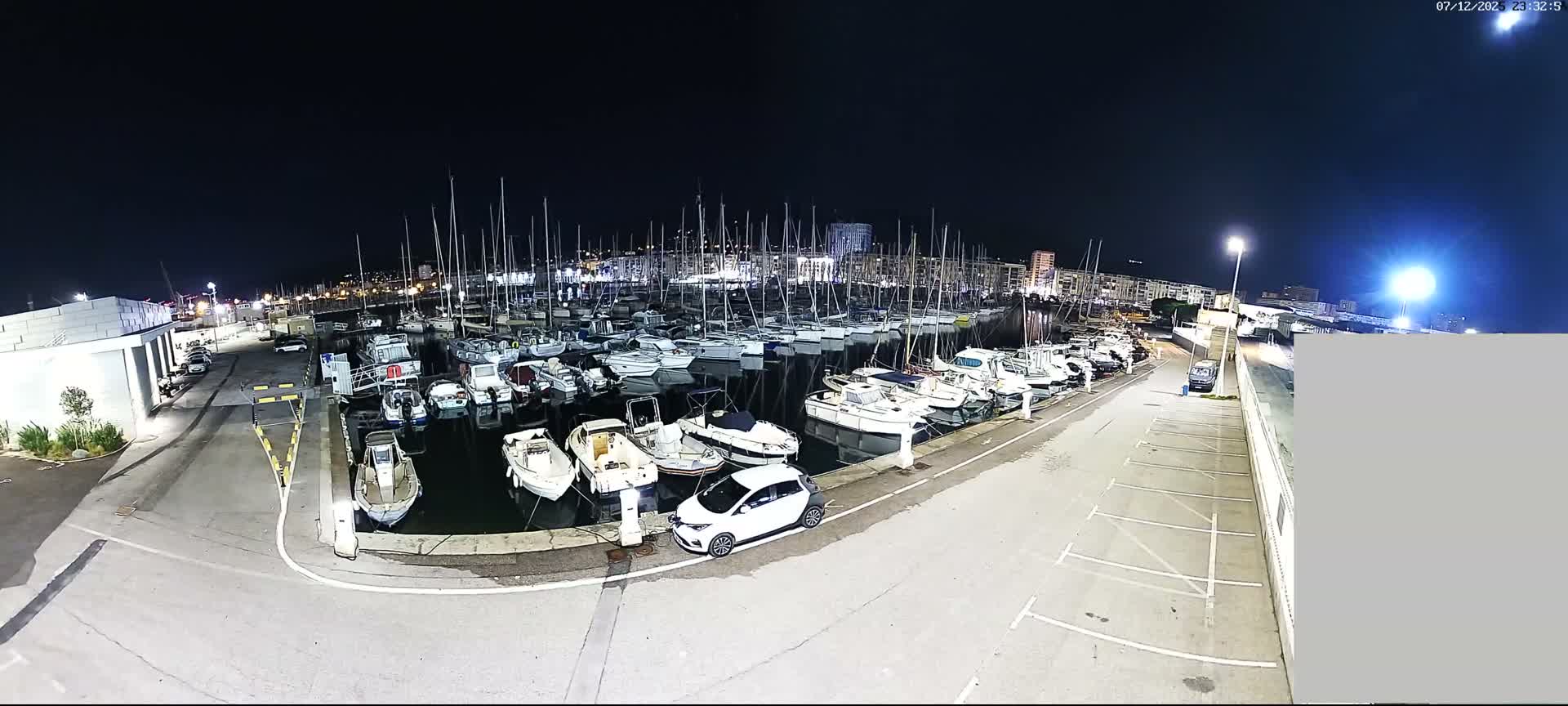 Toulon City & Port Vieille Darse Live Cam - Toulon, Var, Provence-Alpes-Côte d’Azur, France