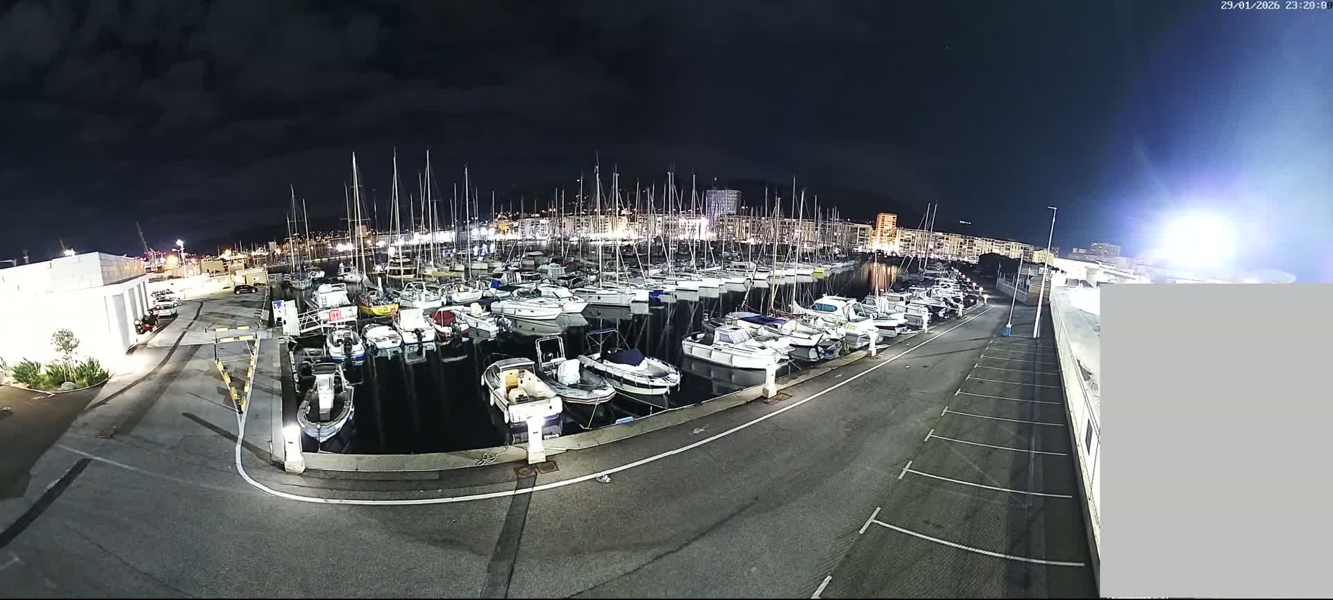 Toulon City & Port Vieille Darse Live Cam - Toulon, Var, Provence-Alpes-Côte d’Azur, France