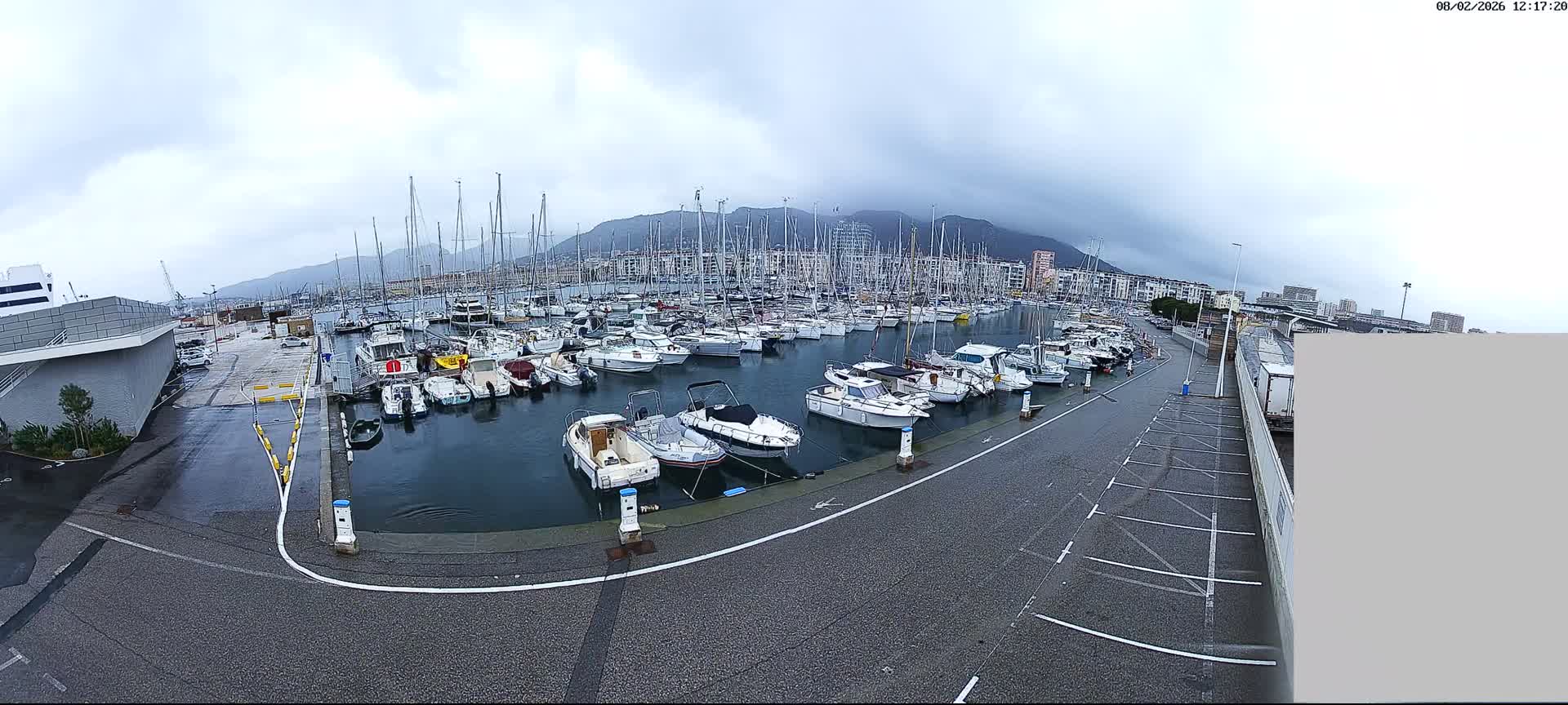 Toulon City & Port Vieille Darse Live Cam - Toulon, Var, Provence-Alpes-Côte d’Azur, France