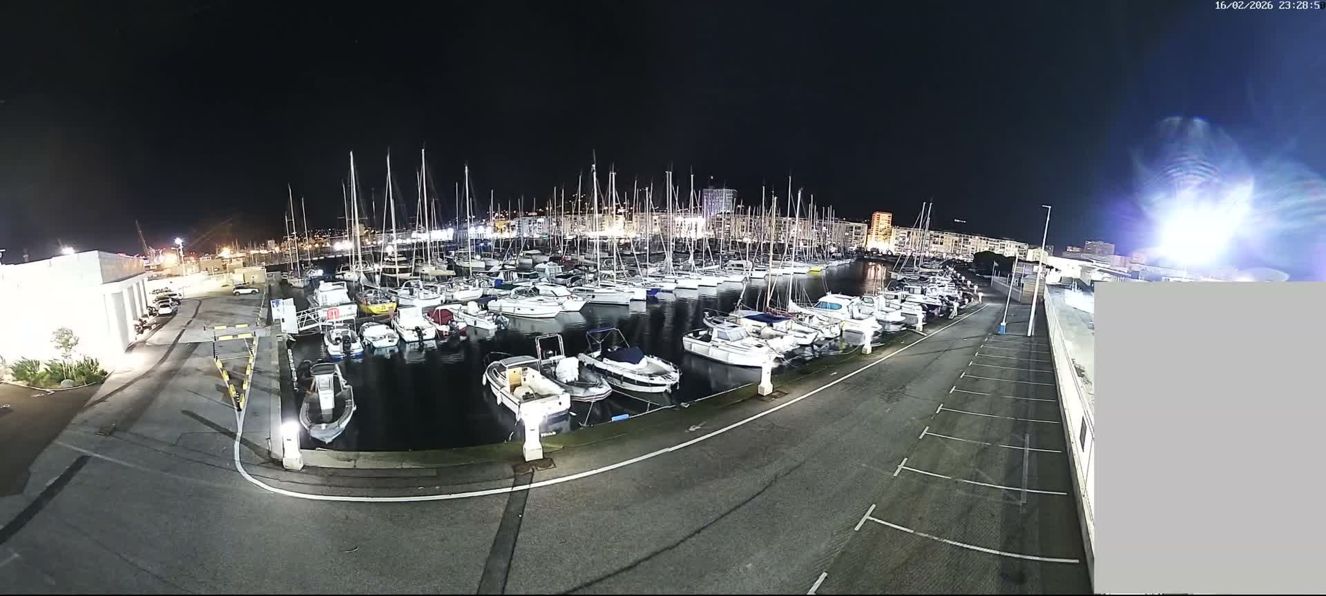 Toulon City & Port Vieille Darse Live Cam - Toulon, Var, Provence-Alpes-Côte d’Azur, France