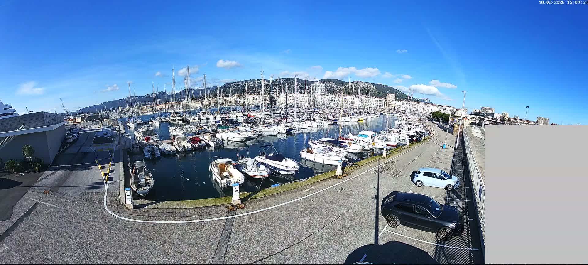 Toulon City & Port Vieille Darse Live Cam - Toulon, Var, Provence-Alpes-Côte d’Azur, France
