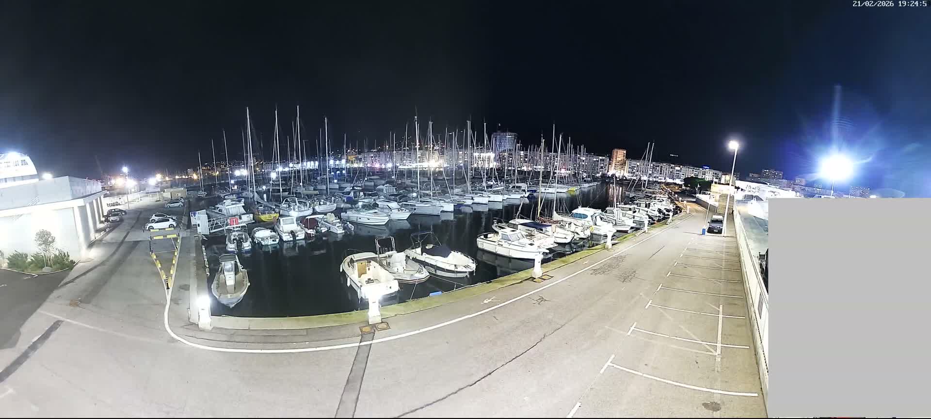 Toulon City & Port Vieille Darse Live Cam - Toulon, Var, Provence-Alpes-Côte d’Azur, France