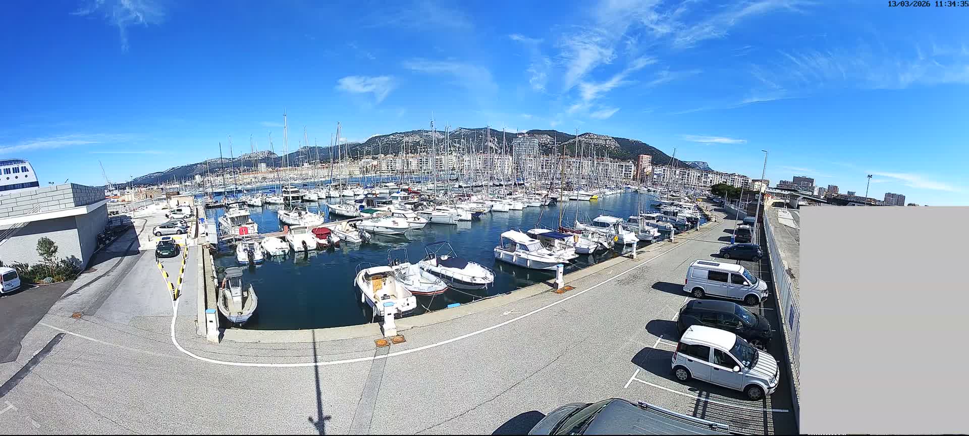 Toulon City & Port Vieille Darse Live Cam - Toulon, Var, Provence-Alpes-Côte d’Azur, France