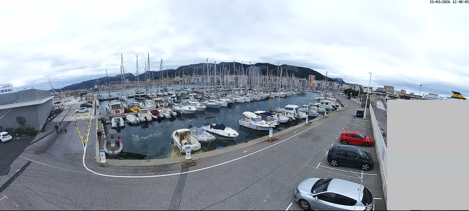 Toulon City & Port Vieille Darse Live Cam - Toulon, Var, Provence-Alpes-Côte d’Azur, France