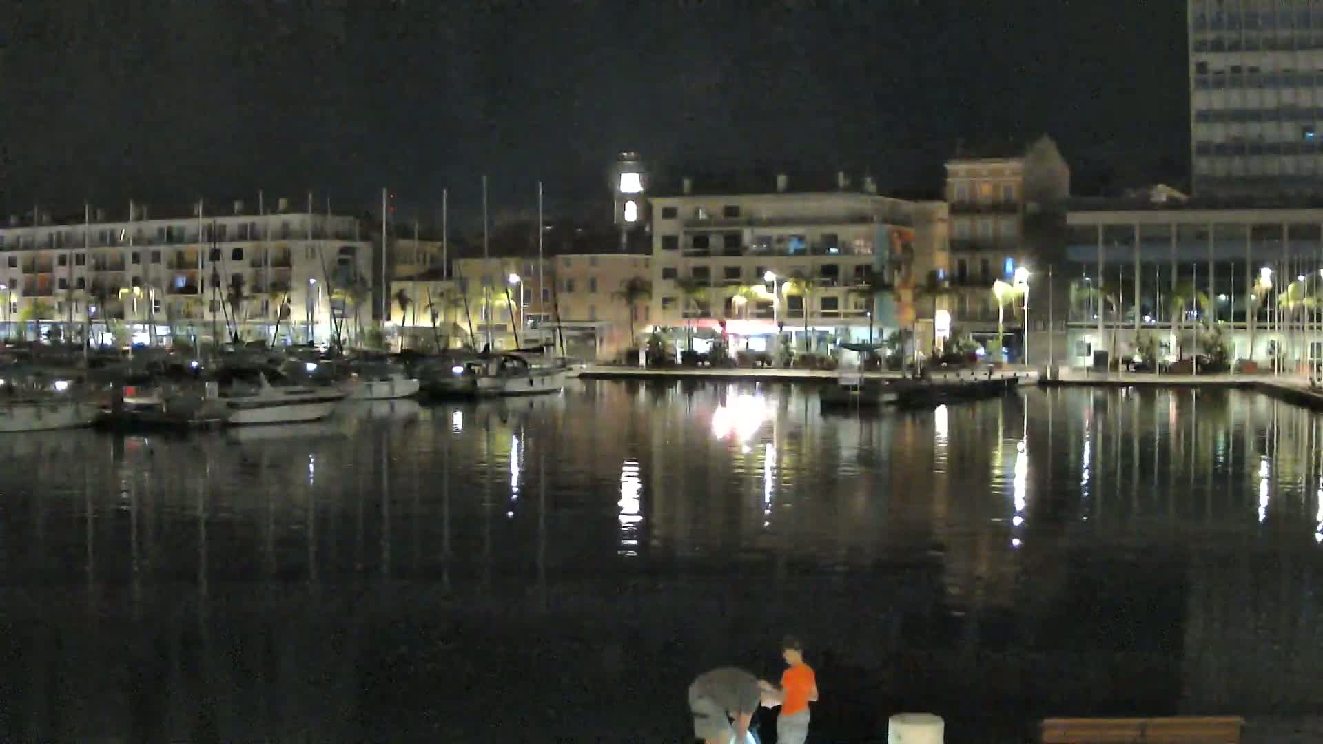 La Seyne-Sur-Mer & Toulon City View from La Seyne- Sur-Mer Port Live Cam - Toulon, Var, Provence-Alpes-Côte d’Azur, France