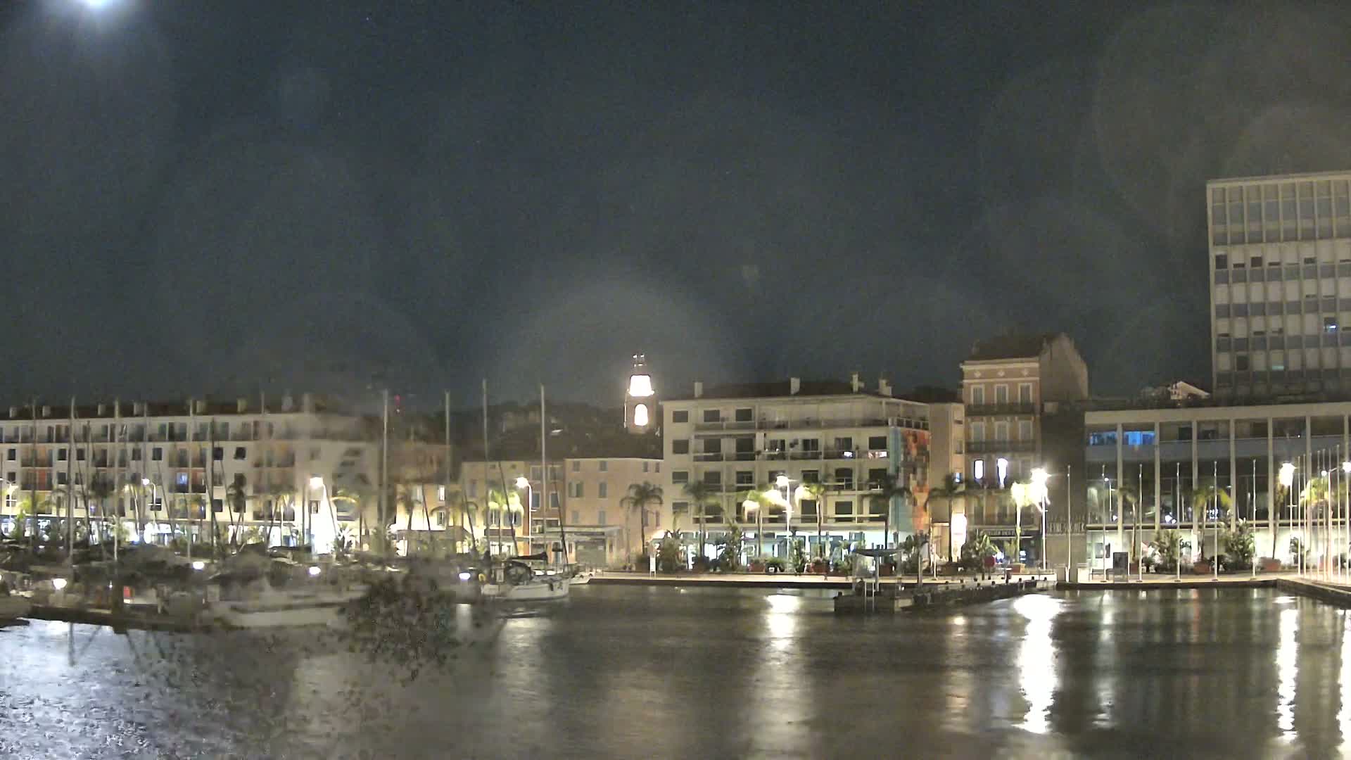 La Seyne-Sur-Mer & Toulon City View from La Seyne- Sur-Mer Port Live Cam - Toulon, Var, Provence-Alpes-Côte d’Azur, France