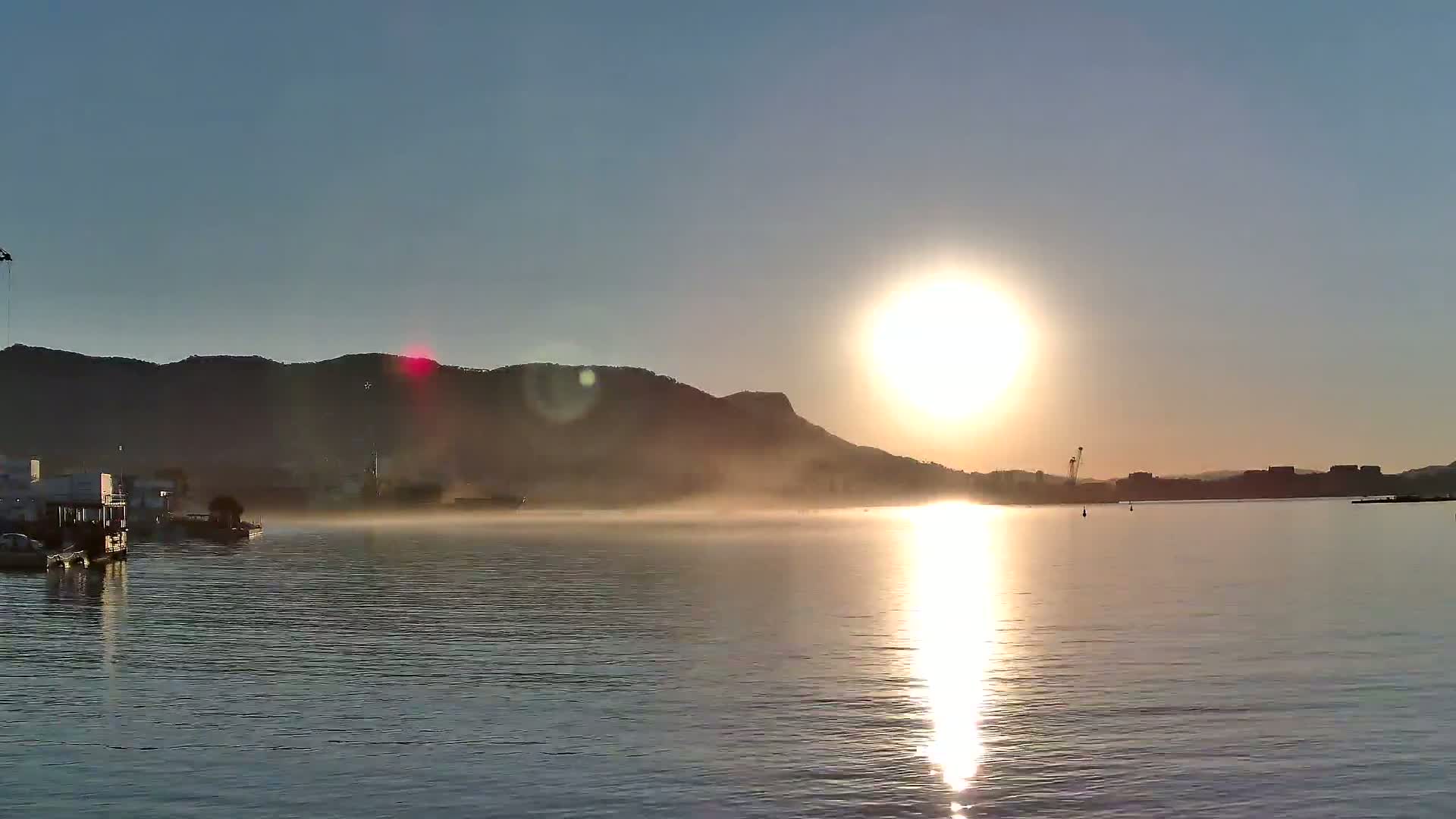 La Seyne-Sur-Mer & Toulon City View from La Seyne- Sur-Mer Port Live Cam - Toulon, Var, Provence-Alpes-Côte d’Azur, France