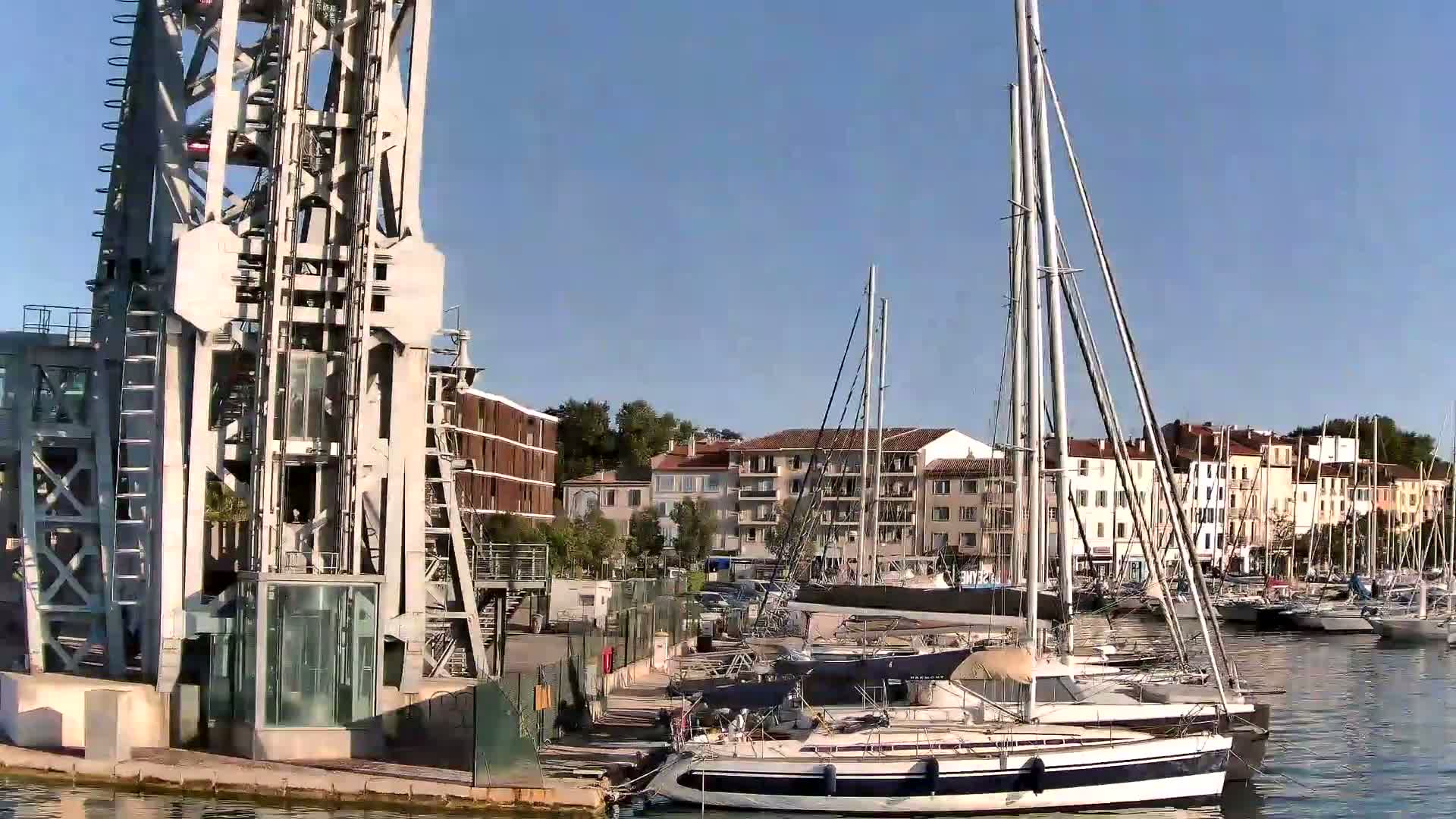 La Seyne-Sur-Mer & Toulon City View from La Seyne- Sur-Mer Port Live Cam - Toulon, Var, Provence-Alpes-Côte d’Azur, France