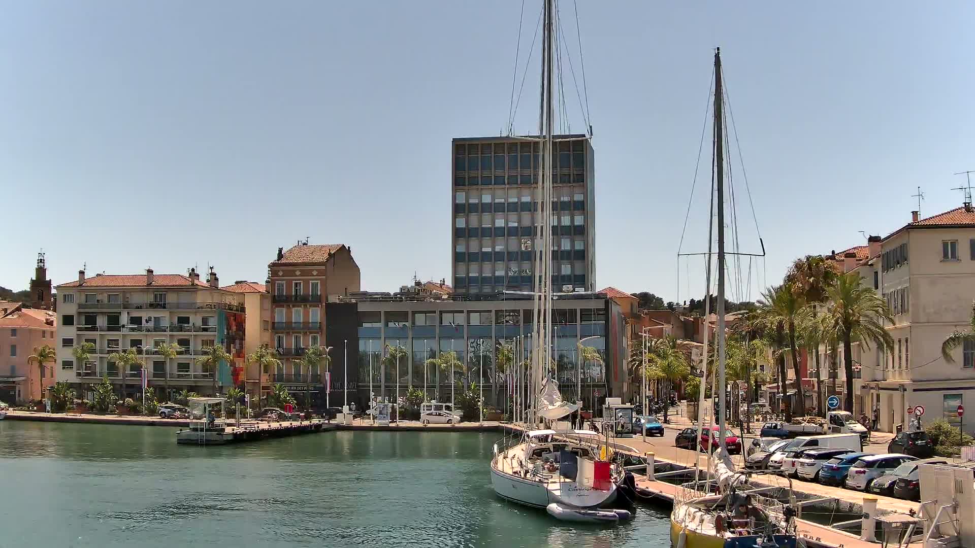 La Seyne-Sur-Mer & Toulon City View from La Seyne- Sur-Mer Port Live Cam - Toulon, Var, Provence-Alpes-Côte d’Azur, France