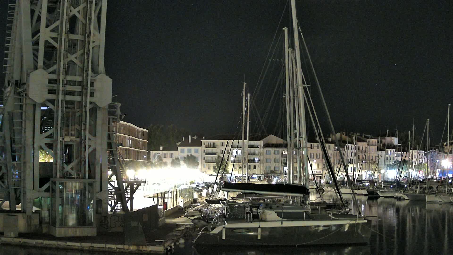 La Seyne-Sur-Mer & Toulon City View from La Seyne- Sur-Mer Port Live Cam - Toulon, Var, Provence-Alpes-Côte d’Azur, France