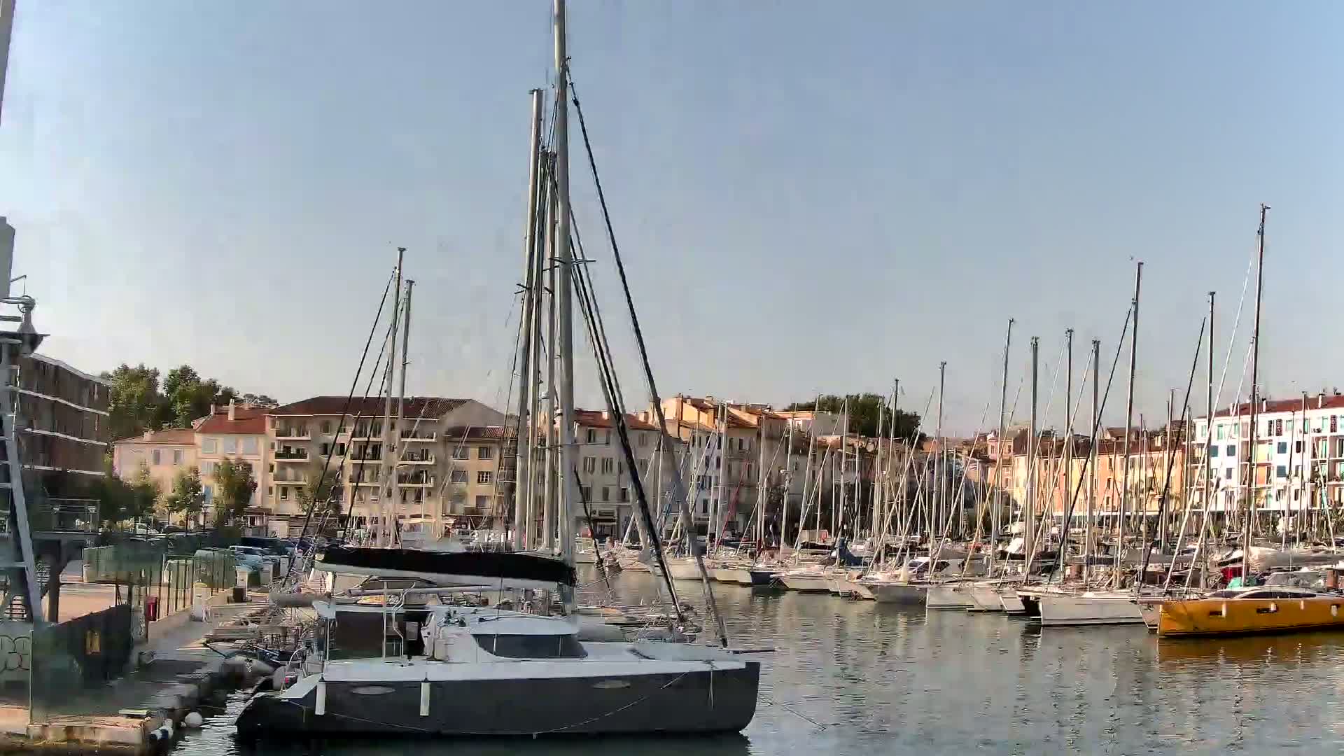 La Seyne-Sur-Mer & Toulon City View from La Seyne- Sur-Mer Port Live Cam - Toulon, Var, Provence-Alpes-Côte d’Azur, France