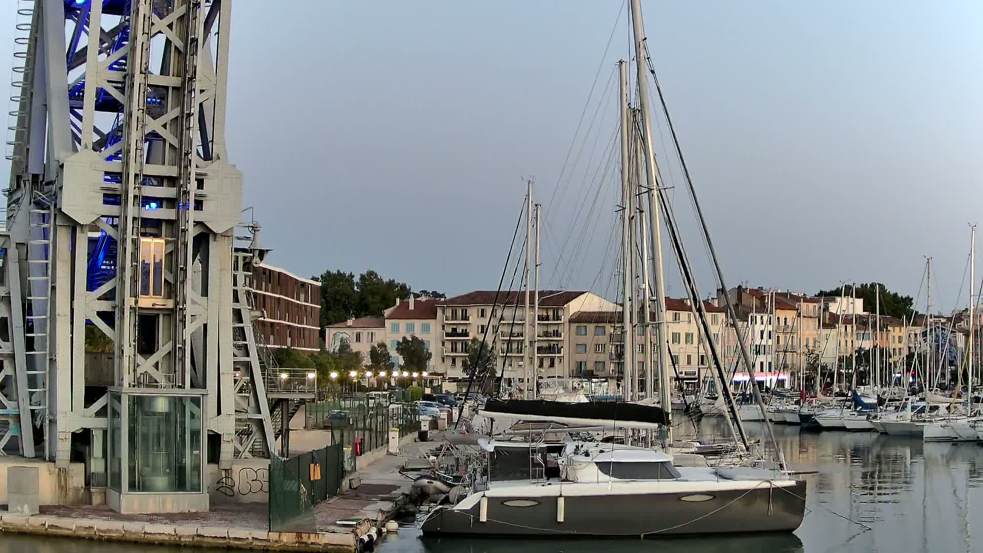 La Seyne-Sur-Mer & Toulon City View from La Seyne- Sur-Mer Port Live Cam - Toulon, Var, Provence-Alpes-Côte d’Azur, France