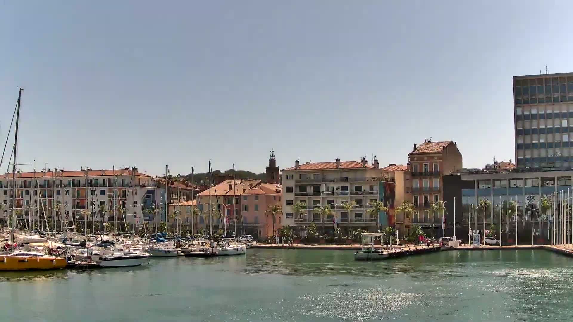 La Seyne-Sur-Mer & Toulon City View from La Seyne- Sur-Mer Port Live Cam - Toulon, Var, Provence-Alpes-Côte d’Azur, France