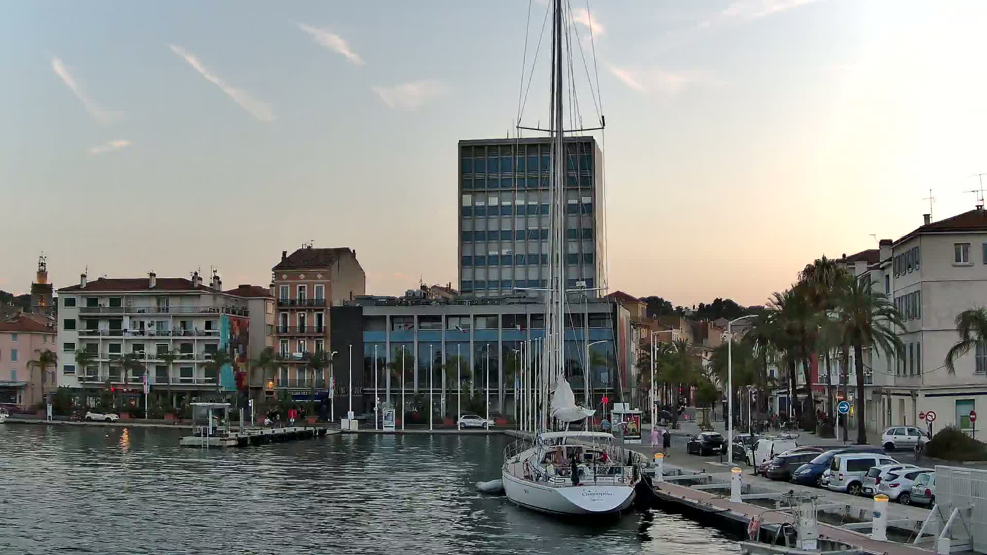 La Seyne-Sur-Mer & Toulon City View from La Seyne- Sur-Mer Port Live Cam - Toulon, Var, Provence-Alpes-Côte d’Azur, France