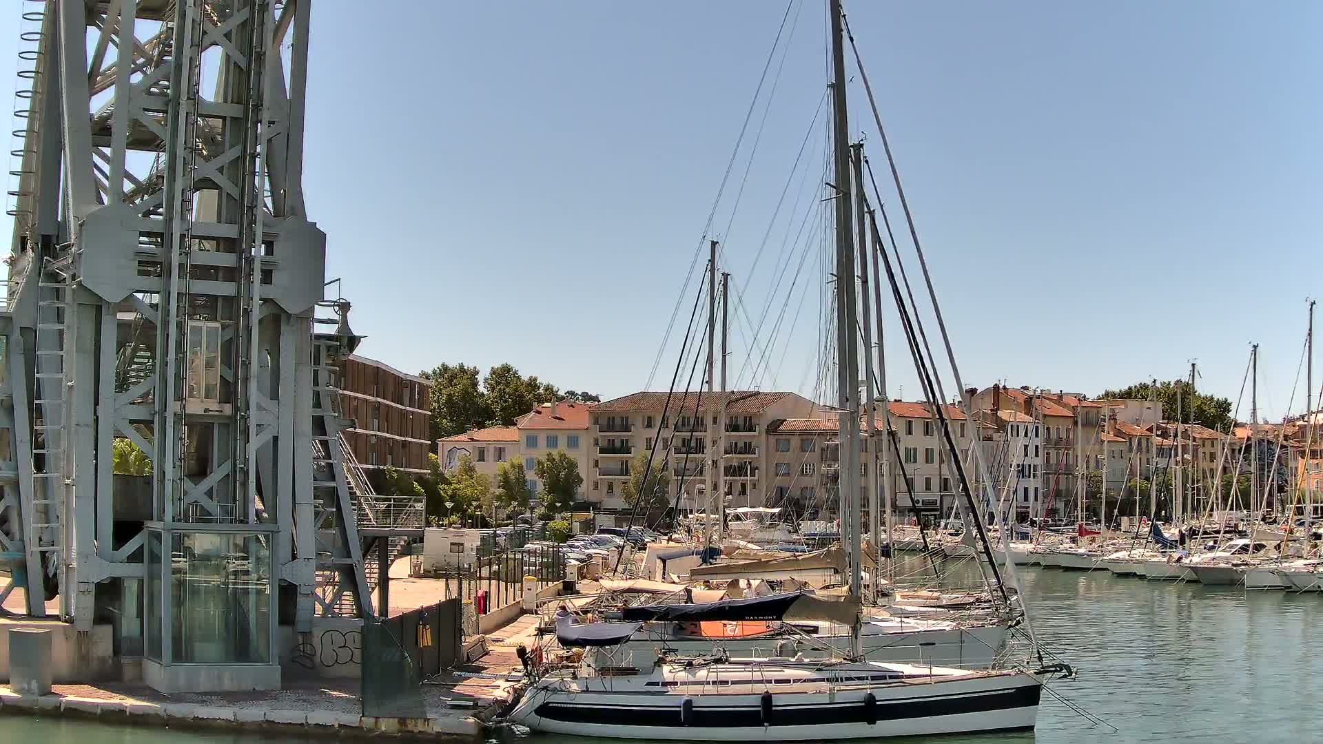 La Seyne-Sur-Mer & Toulon City View from La Seyne- Sur-Mer Port Live Cam - Toulon, Var, Provence-Alpes-Côte d’Azur, France