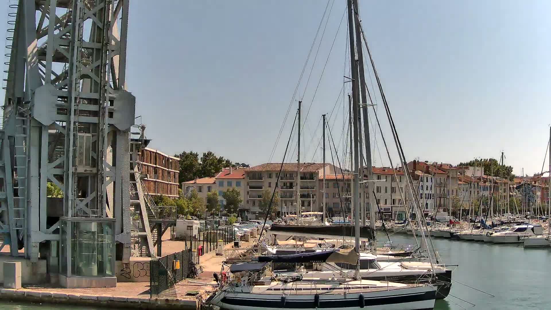 La Seyne-Sur-Mer & Toulon City View from La Seyne- Sur-Mer Port Live Cam - Toulon, Var, Provence-Alpes-Côte d’Azur, France