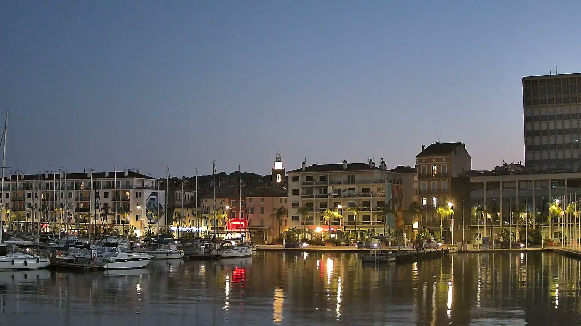 La Seyne-Sur-Mer & Toulon City View from La Seyne- Sur-Mer Port Live Cam - Toulon, Var, Provence-Alpes-Côte d’Azur, France