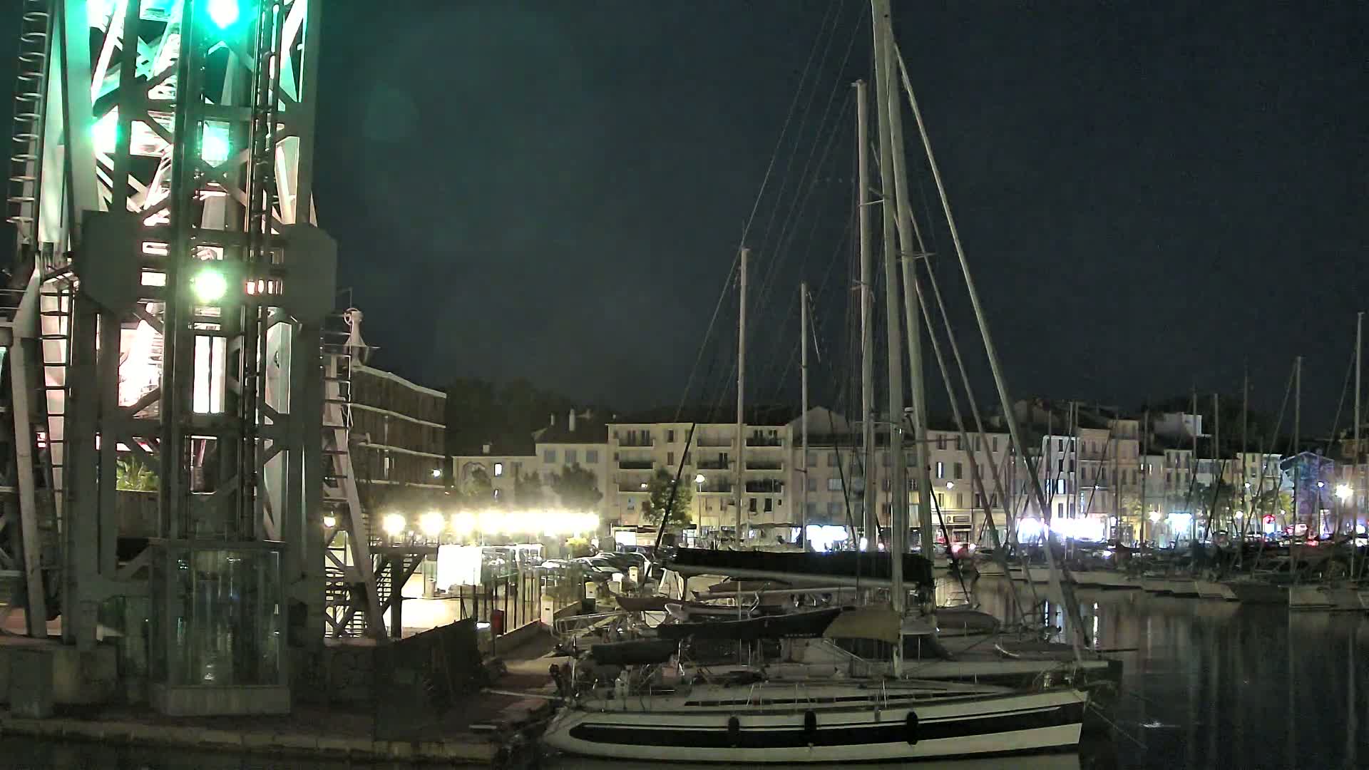 La Seyne-Sur-Mer & Toulon City View from La Seyne- Sur-Mer Port Live Cam - Toulon, Var, Provence-Alpes-Côte d’Azur, France