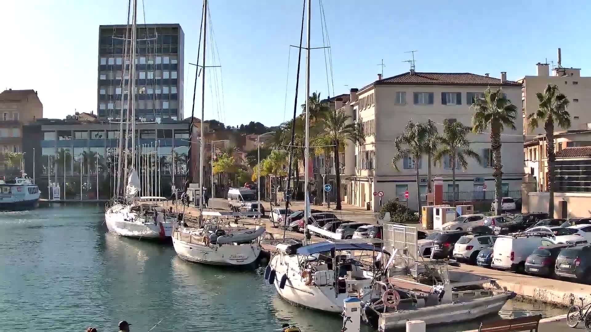 La Seyne-Sur-Mer & Toulon City View from La Seyne- Sur-Mer Port Live Cam - Toulon, Var, Provence-Alpes-Côte d’Azur, France
