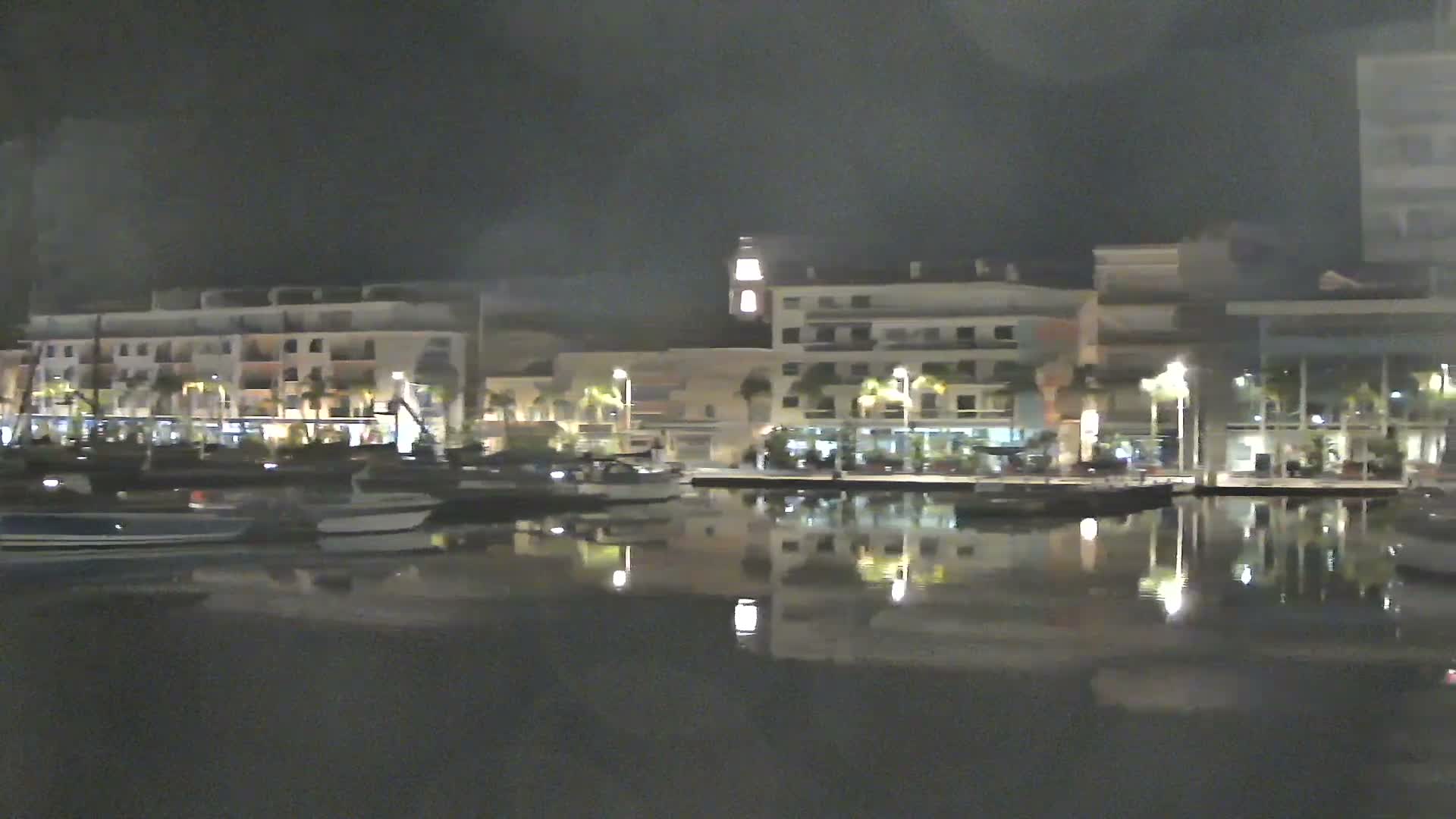 La Seyne-Sur-Mer & Toulon City View from La Seyne- Sur-Mer Port Live Cam - Toulon, Var, Provence-Alpes-Côte d’Azur, France