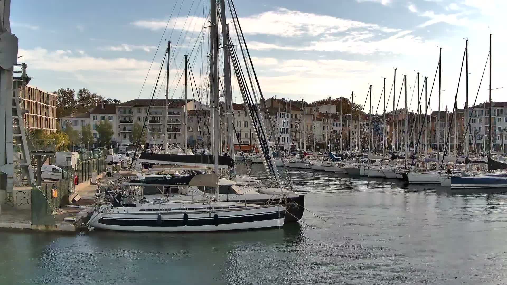 La Seyne-Sur-Mer & Toulon City View from La Seyne- Sur-Mer Port Live Cam - Toulon, Var, Provence-Alpes-Côte d’Azur, France
