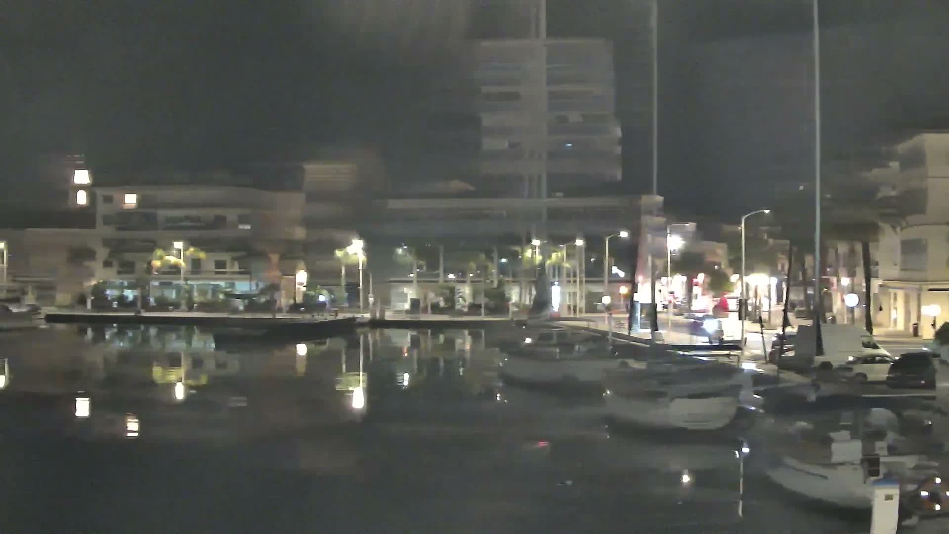 La Seyne-Sur-Mer & Toulon City View from La Seyne- Sur-Mer Port Live Cam - Toulon, Var, Provence-Alpes-Côte d’Azur, France