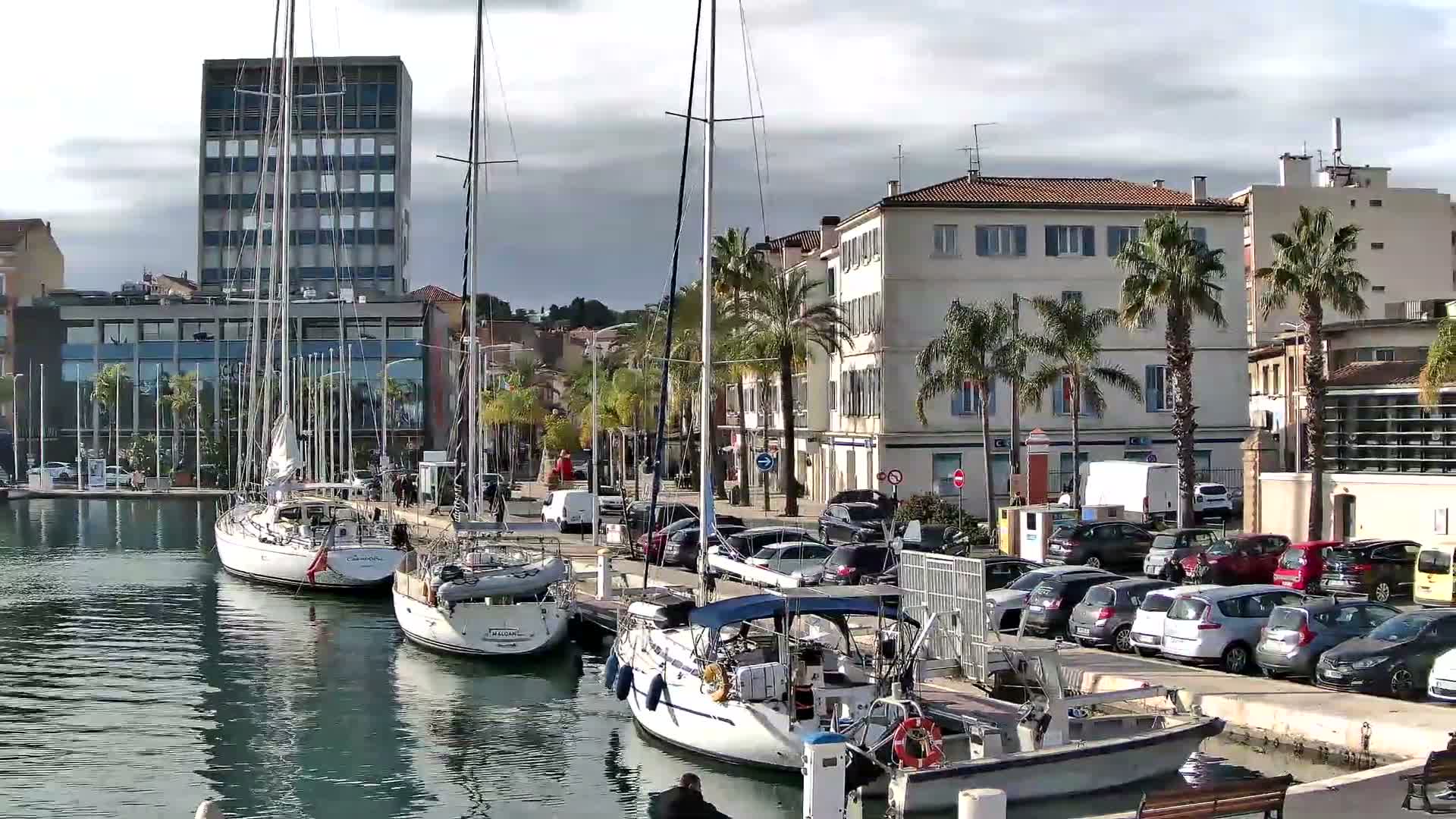 La Seyne-Sur-Mer & Toulon City View from La Seyne- Sur-Mer Port Live Cam - Toulon, Var, Provence-Alpes-Côte d’Azur, France