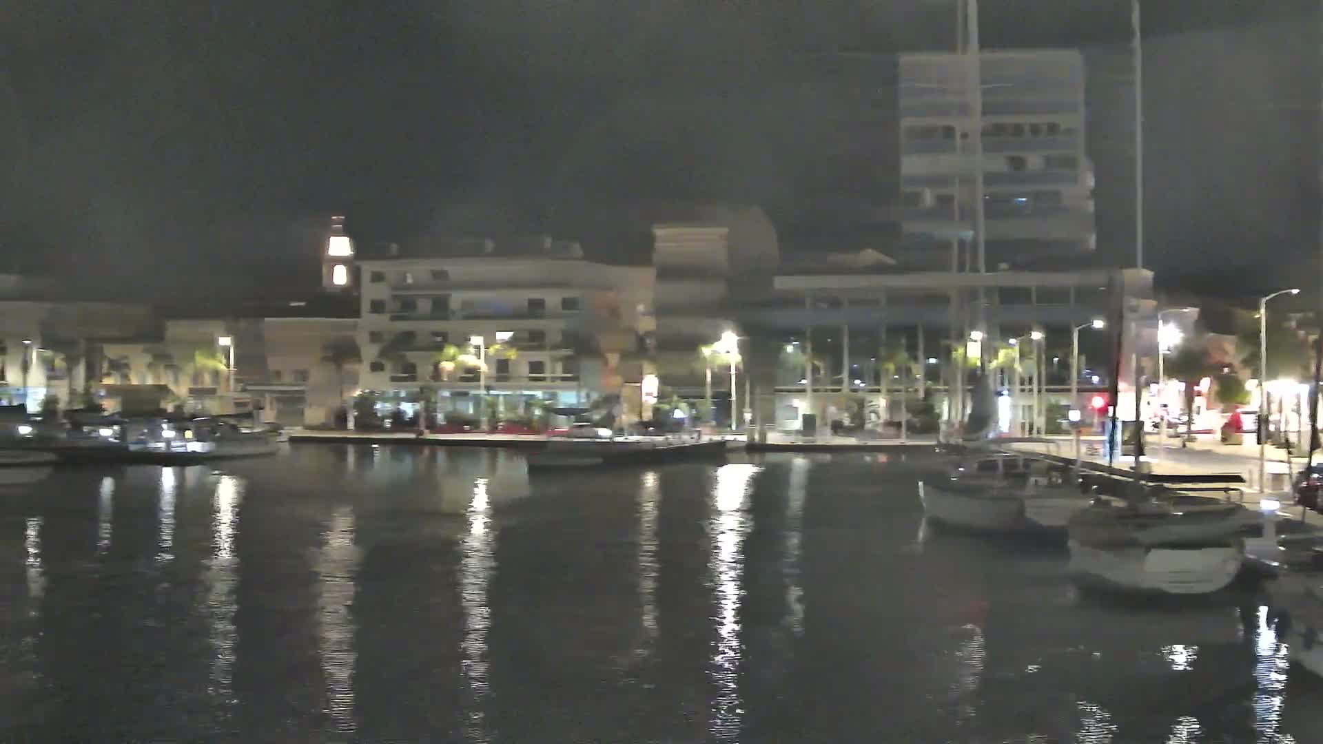 La Seyne-Sur-Mer & Toulon City View from La Seyne- Sur-Mer Port Live Cam - Toulon, Var, Provence-Alpes-Côte d’Azur, France