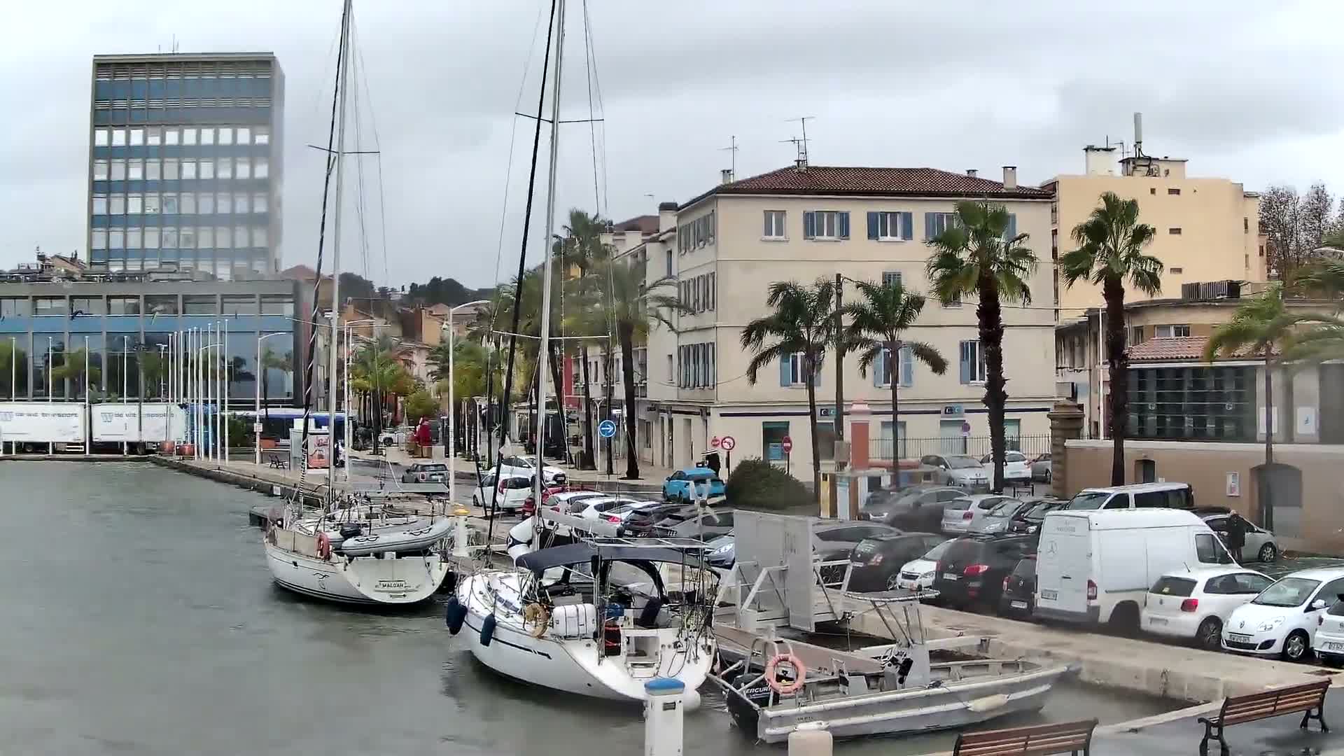 La Seyne-Sur-Mer & Toulon City View from La Seyne- Sur-Mer Port Live Cam - Toulon, Var, Provence-Alpes-Côte d’Azur, France