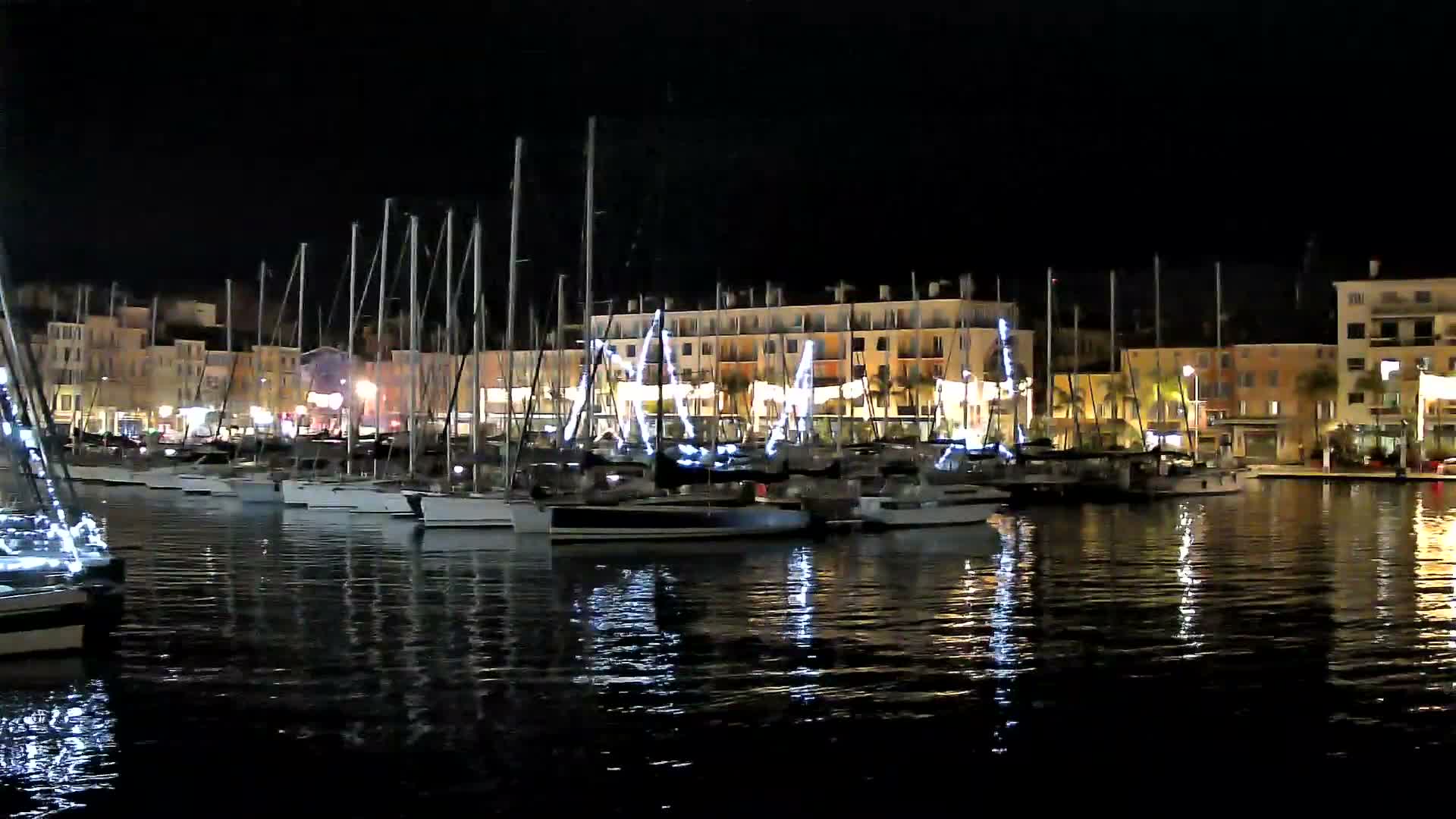 La Seyne-Sur-Mer & Toulon City View from La Seyne- Sur-Mer Port Live Cam - Toulon, Var, Provence-Alpes-Côte d’Azur, France