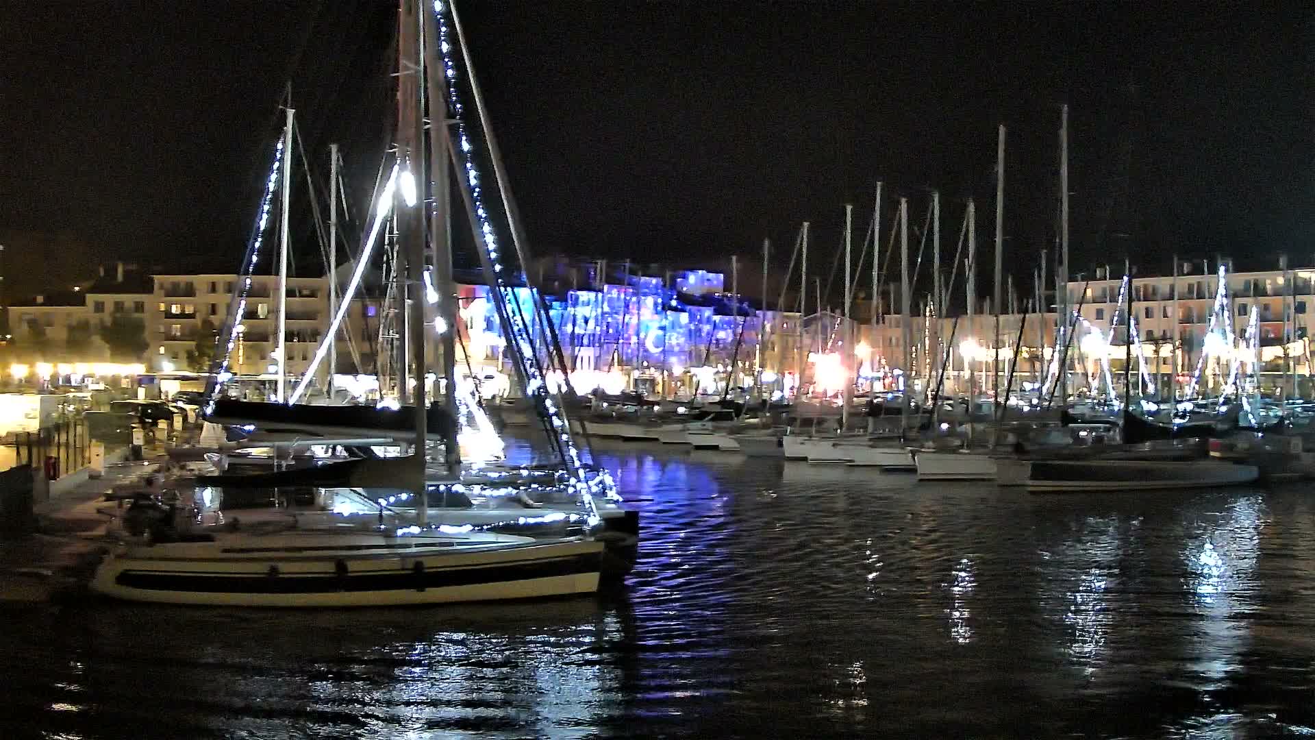 La Seyne-Sur-Mer & Toulon City View from La Seyne- Sur-Mer Port Live Cam - Toulon, Var, Provence-Alpes-Côte d’Azur, France