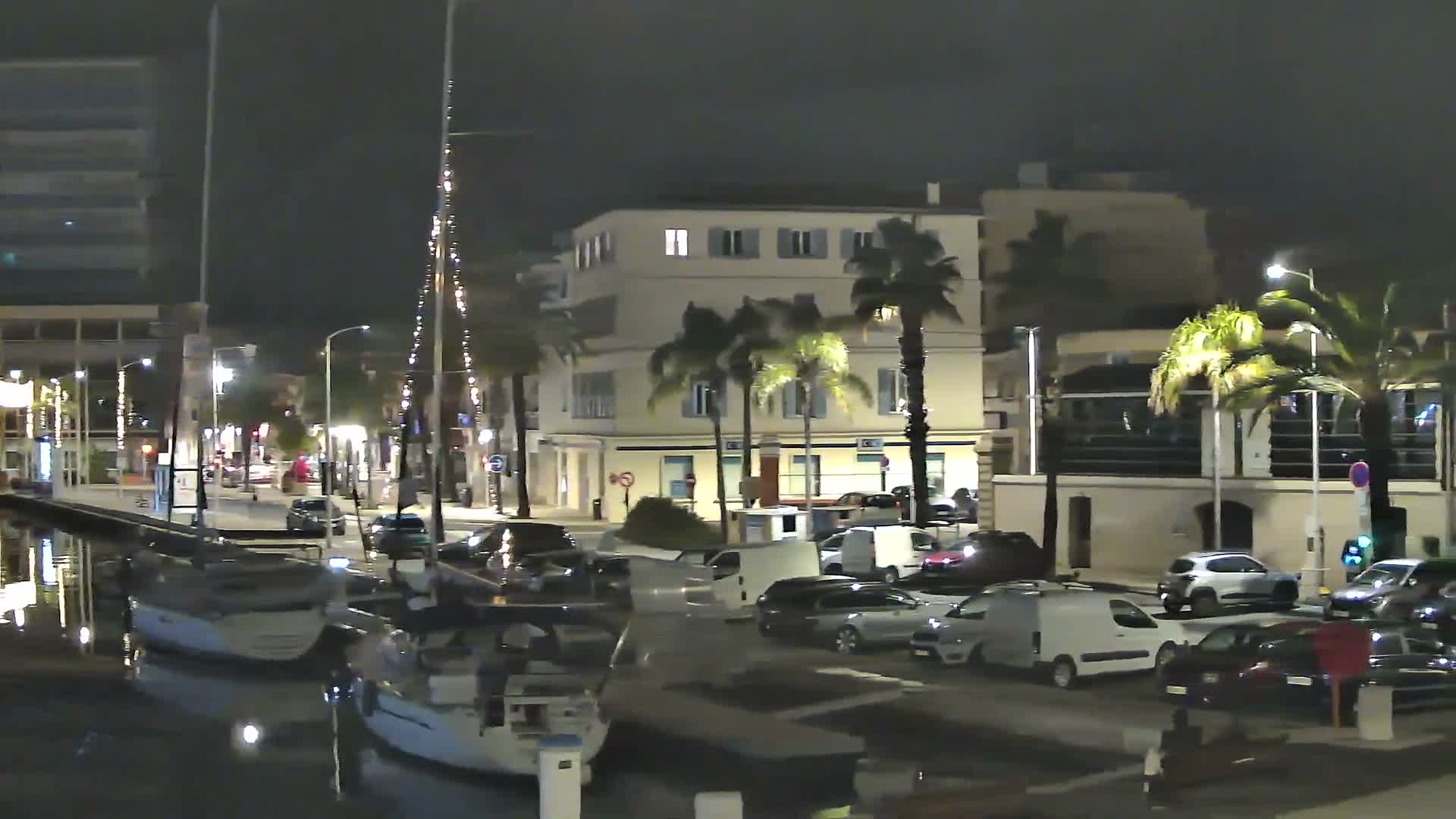 La Seyne-Sur-Mer & Toulon City View from La Seyne- Sur-Mer Port Live Cam - Toulon, Var, Provence-Alpes-Côte d’Azur, France