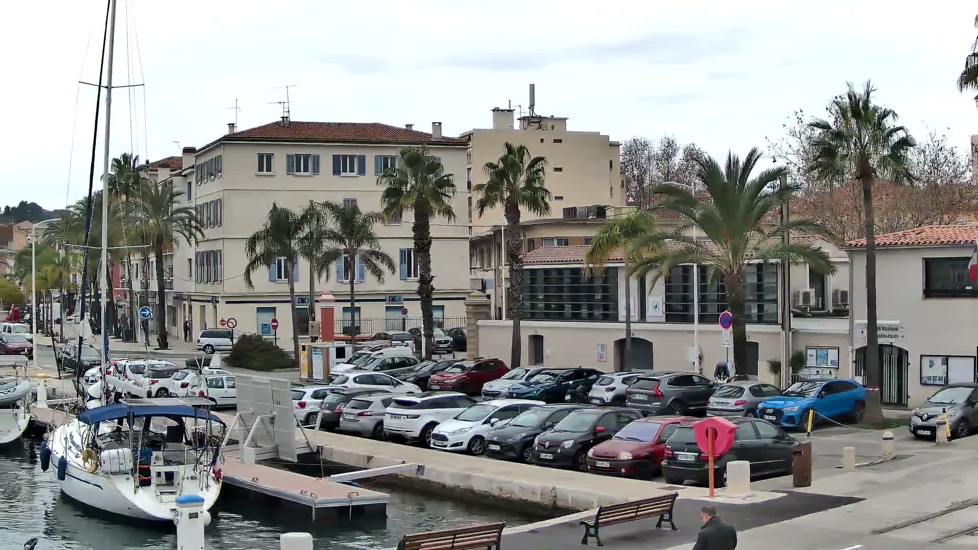 La Seyne-Sur-Mer & Toulon City View from La Seyne- Sur-Mer Port Live Cam - Toulon, Var, Provence-Alpes-Côte d’Azur, France