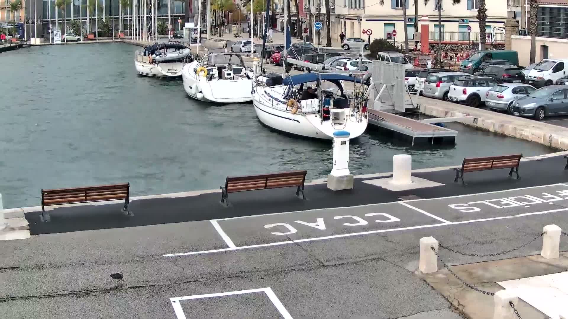 La Seyne-Sur-Mer & Toulon City View from La Seyne- Sur-Mer Port Live Cam - Toulon, Var, Provence-Alpes-Côte d’Azur, France