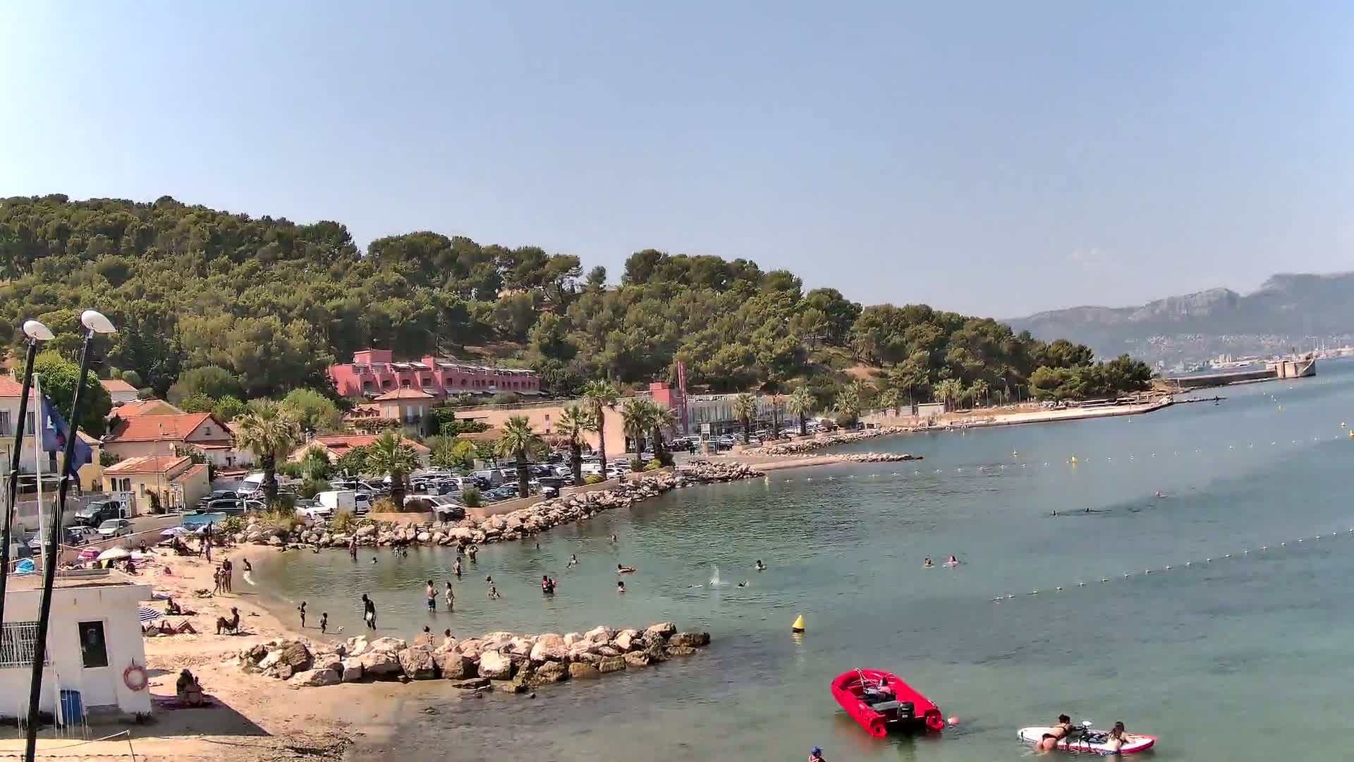 Port de plaisance de Saint-Mandrier-Sur-Mer & Plage de la Vieille/Plage du Canon Beach Live Cam - Toulon, Var, 	Provence-Alpes-Côte d’Azur, France