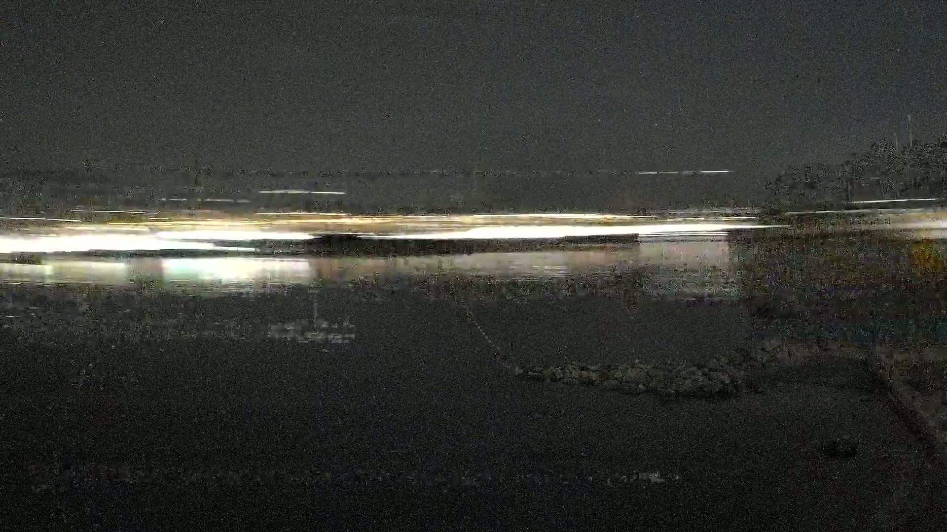 Port de plaisance de Saint-Mandrier-Sur-Mer & Plage de la Vieille/Plage du Canon Beach Live Cam - Toulon, Var, 	Provence-Alpes-Côte d’Azur, France