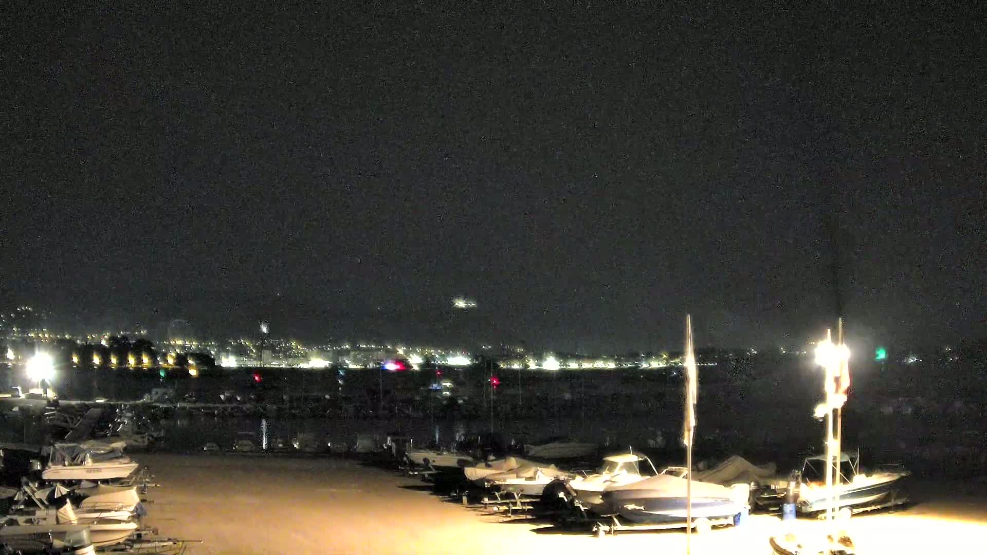 La Seyne-Sur-Mer & Toulon City View from Port du Lazaret View Live Cam - Toulon, Var, Provence-Alpes-Côte d’Azur, France