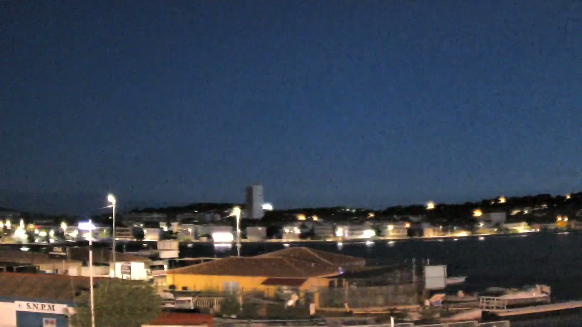 La Seyne-Sur-Mer & Toulon City View from Port du Lazaret View Live Cam - Toulon, Var, Provence-Alpes-Côte d’Azur, France