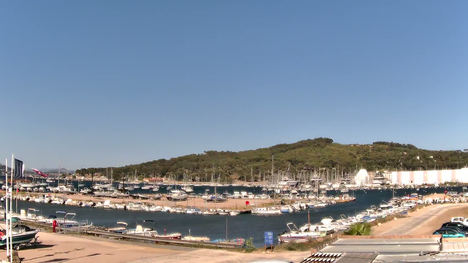 La Seyne-Sur-Mer & Toulon City View from Port du Lazaret View Live Cam - Toulon, Var, Provence-Alpes-Côte d’Azur, France